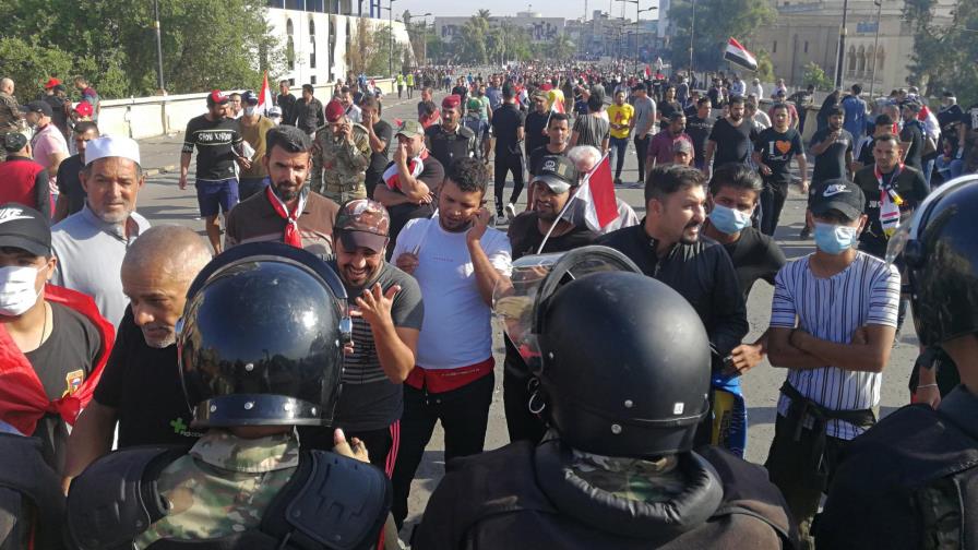 Funcionario: Suben a 42 los muertos en protestas en Irak