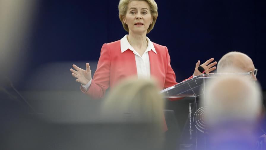 Nueva jefa de la Comisión Europea promete ambiciosa agenda Nueva jefa de la Comisión Europea promete ambiciosa agenda