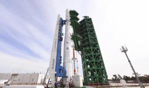 Surcorea lanza cohete, pero no logra poner carga en órbita