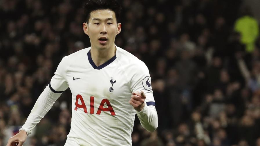 Son inicia 3 semanas de servicio militar en Surcorea