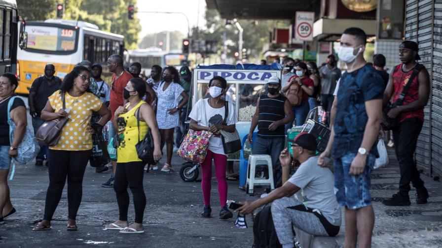 Brasil superó los cuatro millones de casos y la OMS investiga gestión global de la pandemia