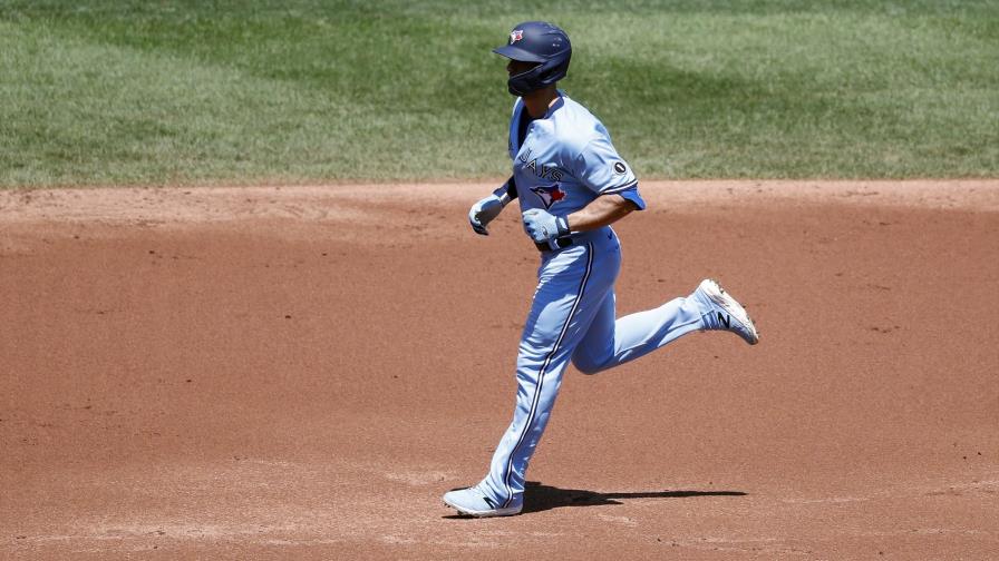 Grichuk suena 2 jonrones y Azulejos barren a Orioles Grichuk suena 2 jonrones y Azulejos barren a Orioles