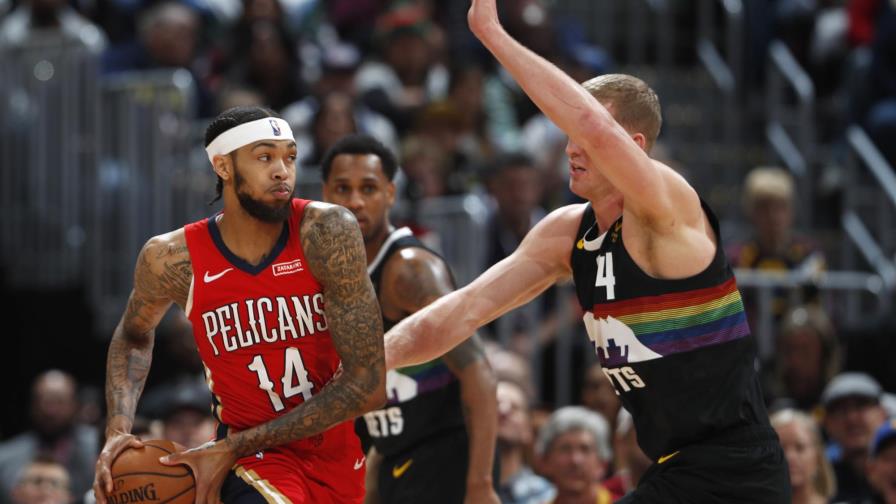 Ingram anota 31 y los Pelicans vencen 112-100 a los Nuggets