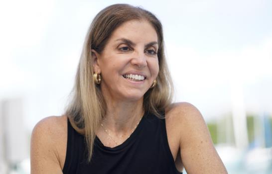 Leila Cobo revela los secretos de los superéxitos latinos