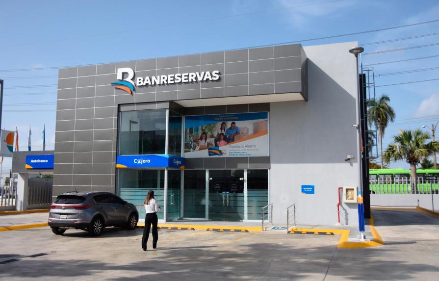 Banreservas inaugura oficina en la avenida República de Colombia 