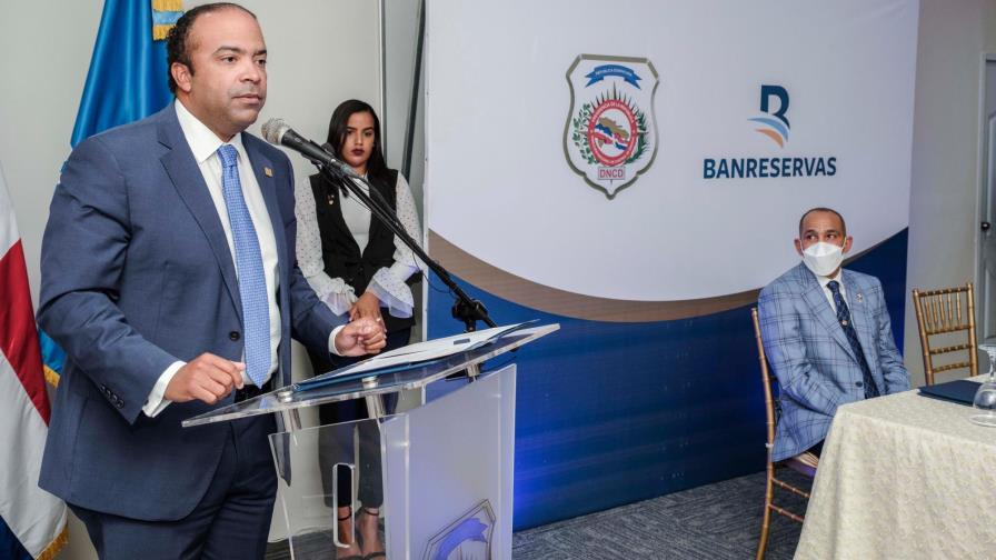 Banreservas dará facilidades a los agentes de la DNCD