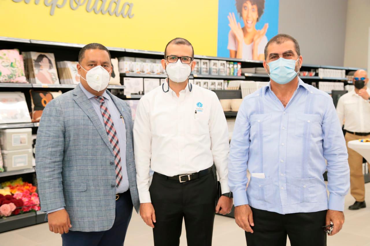 Ricardo Taveras, Juan Pimentel y Juan Sanoja.