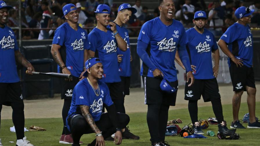 Salvador Pérez piensa alternar entre receptoría y primera