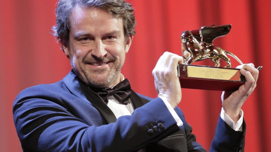 Lorenzo Vigas vuelve a Venecia con “La caja”