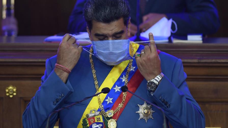 Maduro pide a congresistas abrir canales de diálogo con EEUU