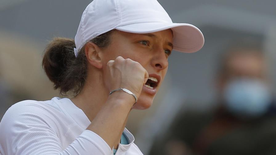 Iga Swiatek se corona campeona en París tras derrotar a Sofia Kenin