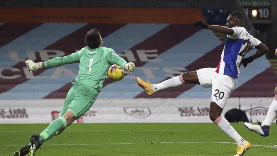 Wolverhampton y Palace tropiezan tras bajas por COVID
