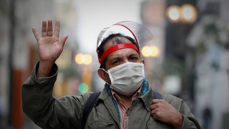 Después de gastar los ahorros de su vida, los peruanos empiezan de cero