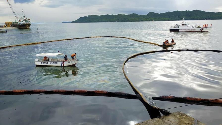 Cientos de evacuados en Filipinas por derrame de combustible