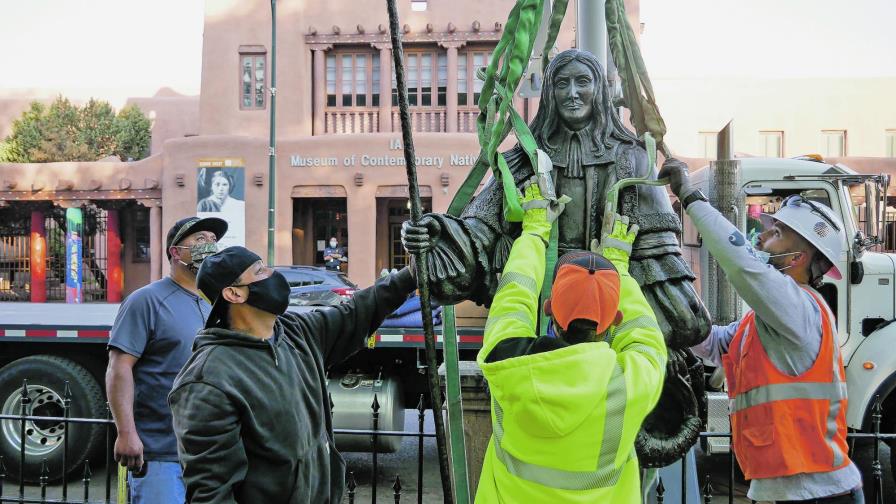 Retiran estatua de gobernador español en Nuevo México