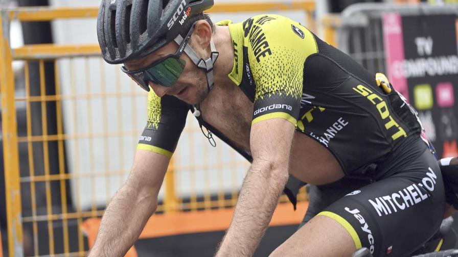 Yates da positivo por virus y abandona el Giro