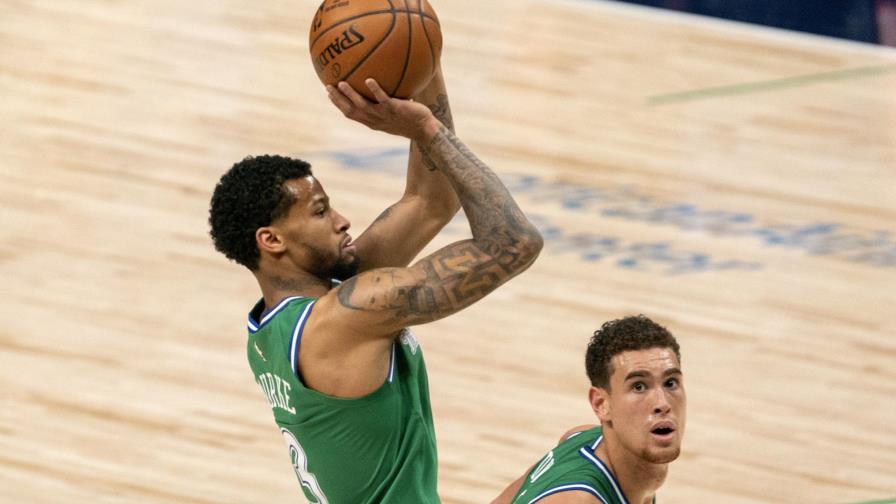 Hardaway y Burke guían a Mavs a victoria frente a Magic