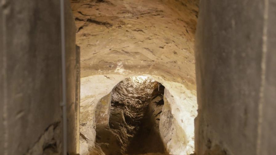 Abren al público túnel de escape bajo el Muro de Berlín Abren al público túnel de escape bajo el Muro de Berlín