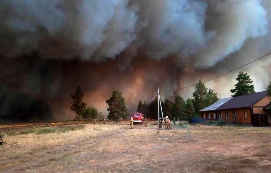 Los incendios forestales en Rusia arrasan ya más de 1,7 millones de hectáreas