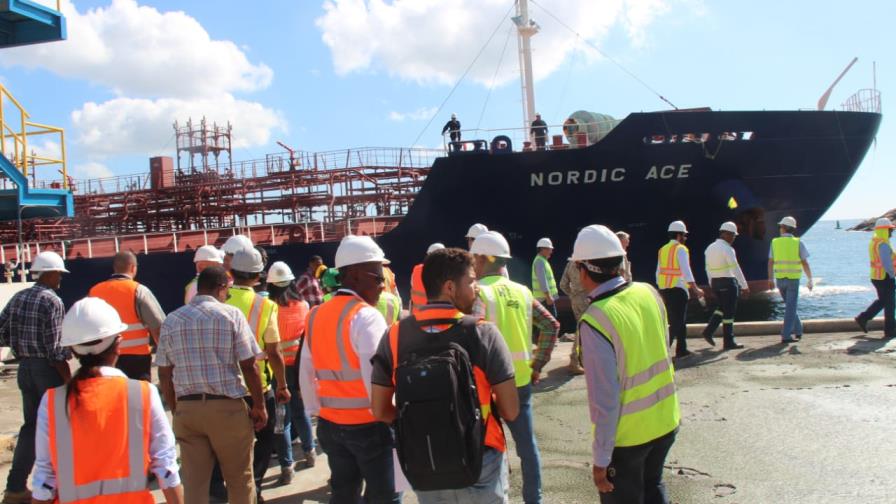 Autoridad Portuaria y Medio Ambiente inician inspección en puertos Autoridad Portuaria y Medio Ambiente inician inspección en puertos