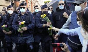 Protestan en Italia por exigencia de pase COVID