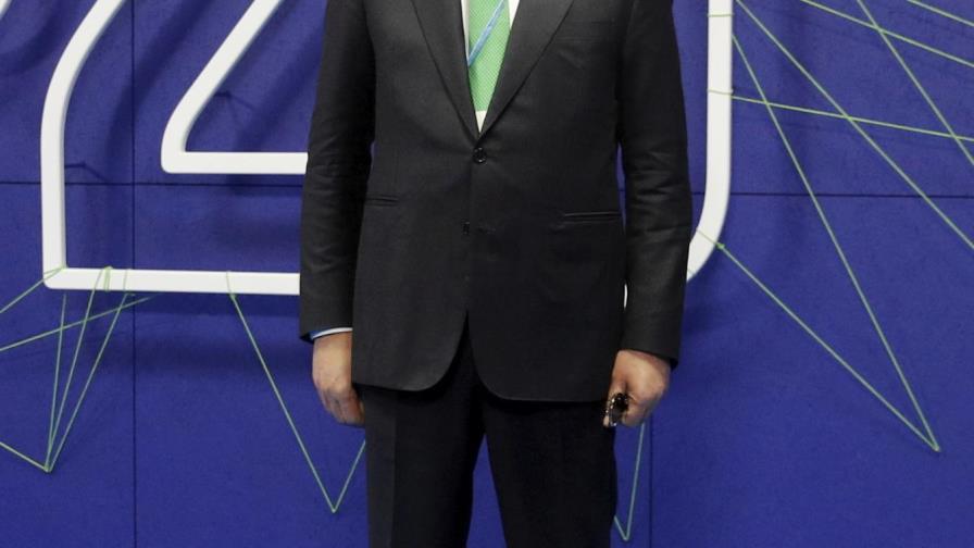 Primer ministro interino de Libia se postula a presidente