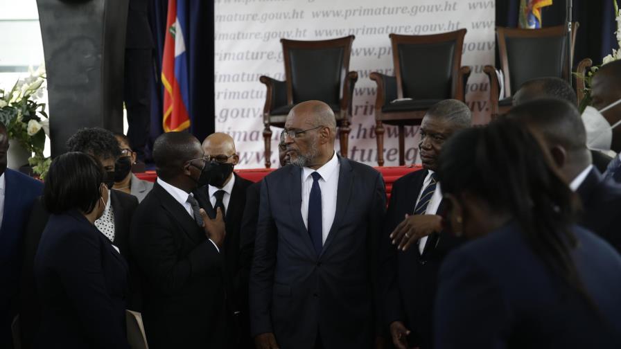 Pesquisa a primer ministro desestabiliza gobierno de Haití
