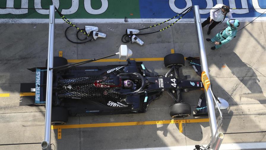 Gasly sorprende en Italia al capitalizar sanción a Hamilton