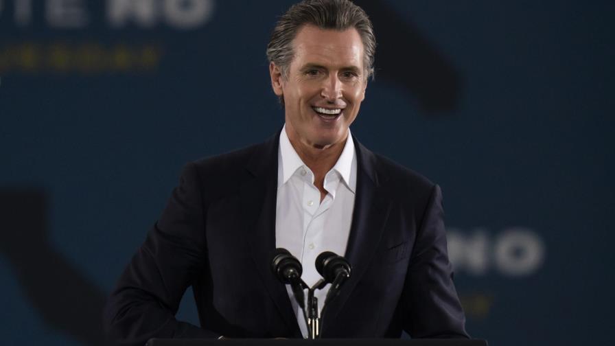 AP Explica: Cómo funciona el revocatorio en California