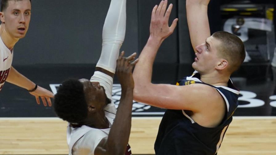 Nuggets hilan quinto triunfo seguido; superan a Heat