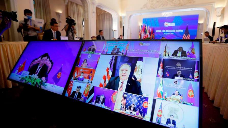 Mike Pompeo insta al Sudeste Asiático a no dejarse “avasallar” por China