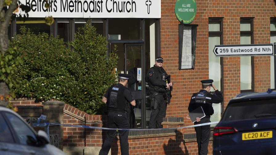 Fallece legislador británico luego de ser apuñalado