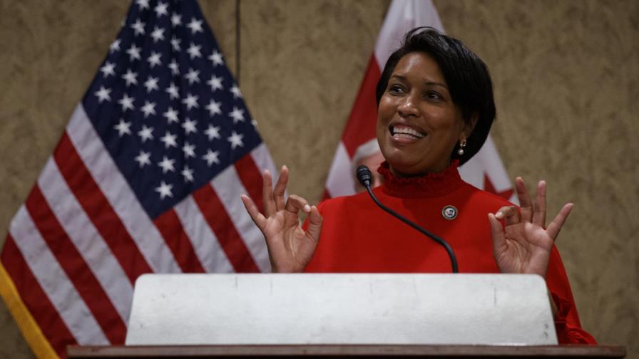 Alcaldesa Bowser, entre el activismo y la política nacional