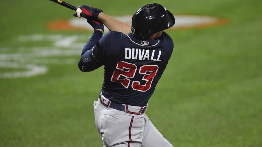Duvall logra 10mo jonrón en septiembre; Bravos ganan