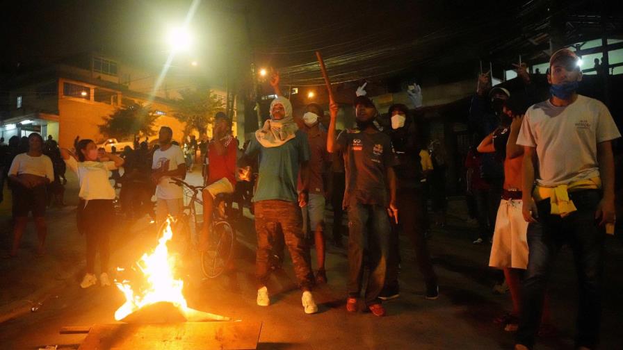Protestan por segunda día consecutivo por muerte de un joven en Sao Paulo