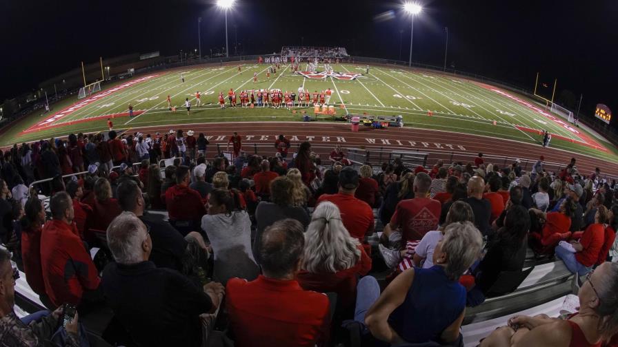 EEUU: Escuelas usan fondos COVID para actividades deportivas