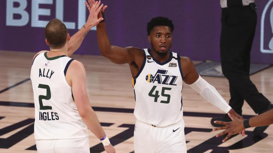 Con 30 puntos de Mitchell, Jazz apabulla a Nuggets