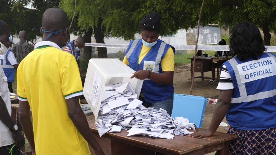 Presidente de Ghana gana 2do mandato en disputada elección