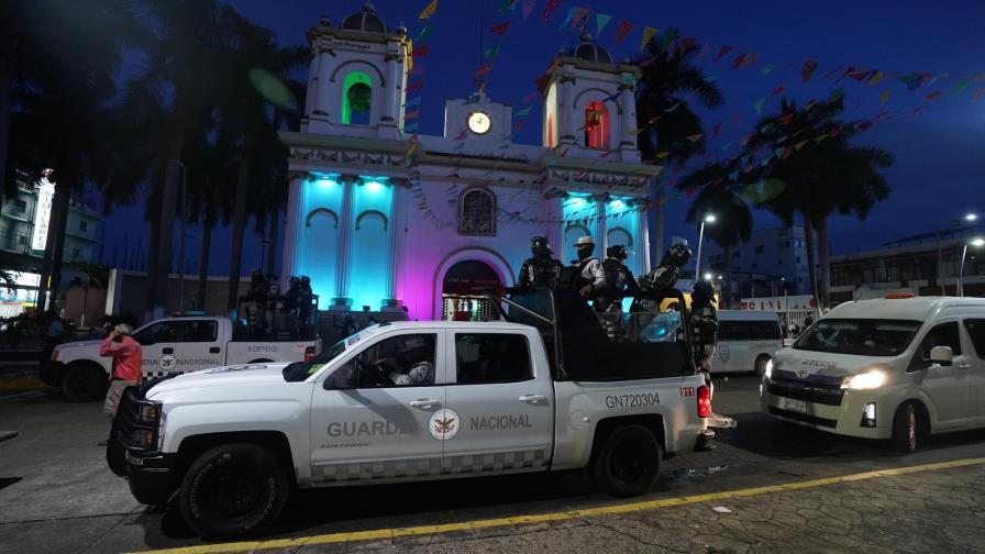 Cuarto grupo de migrantes parte de frontera sur de México Cuarto grupo de migrantes parte de frontera sur de México