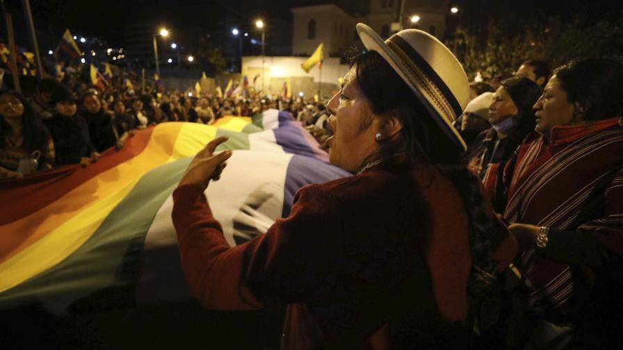 Con desolación e incertidumbre transcurre feriado en Ecuador