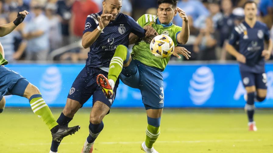 Sounders toman cima de la Oeste al vencer 2-1 a Sporting KC Sounders toman cima de la Oeste al vencer 2-1 a Sporting KC