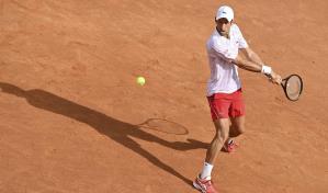 Simona Halep y Novak Djokovic pasan a semis en Italia