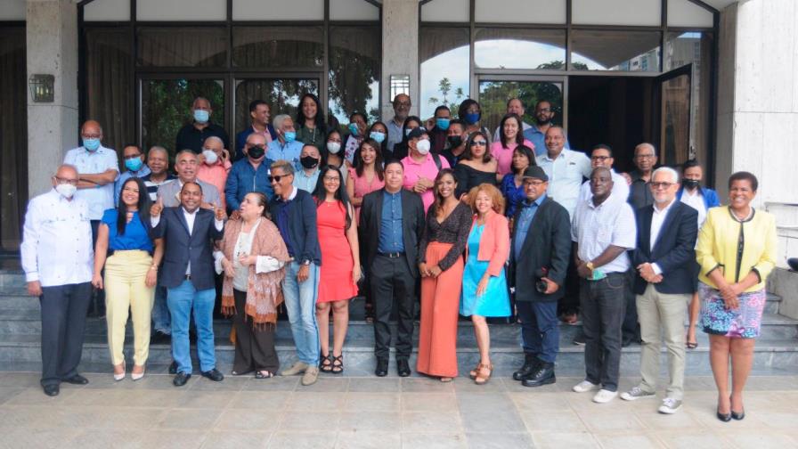 Primer Consejo Directivo de ADOPAE será juramentado este martes