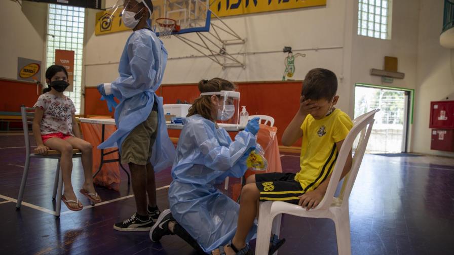 Israel trata de frenar un repunte del COVID-19