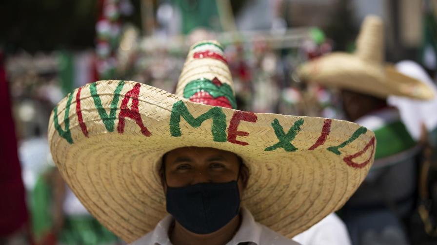 México resta importancia a infecciones entre personal médico