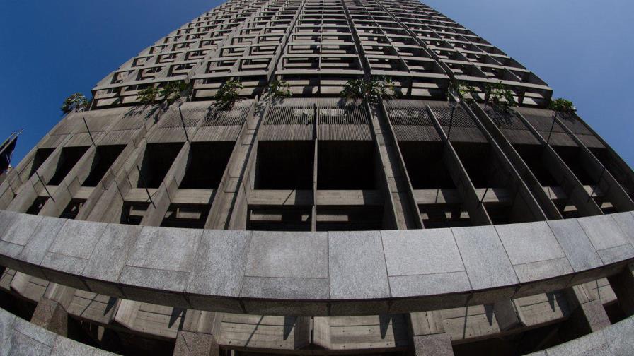 Banco Central venezolano espera retomar control de oro tras fallo de Londres