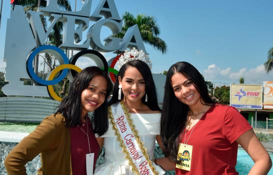 Periodistas disfrutan del primer desfile del Carnaval Vegano 2020
