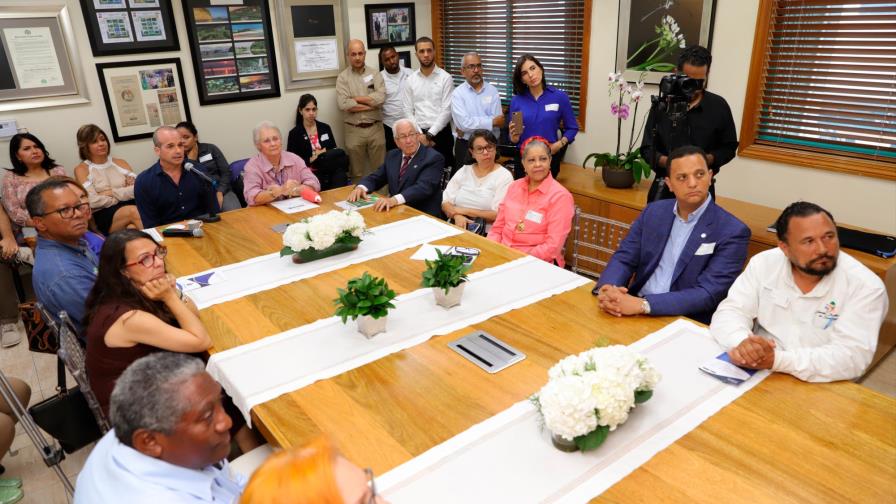 Fundación Propagas pone a circular investigación sobre nuevas especies de aristolochia para La Española 