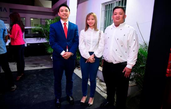 Cucama abre su Showroom y presenta el nuevo vehículo utilitario eléctrico Pickman