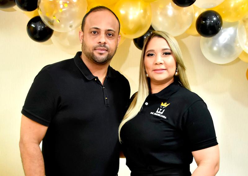 Luis Comprés y Kathleen Santana.